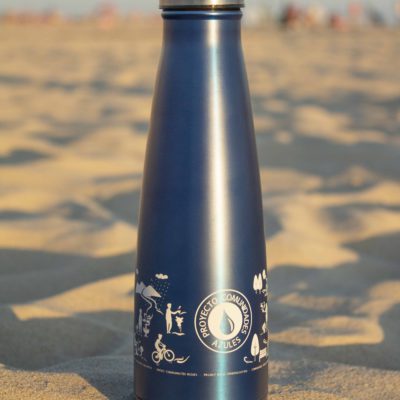 Bidón de acero inoxidable de Comunidades Azules. 630 ml.
